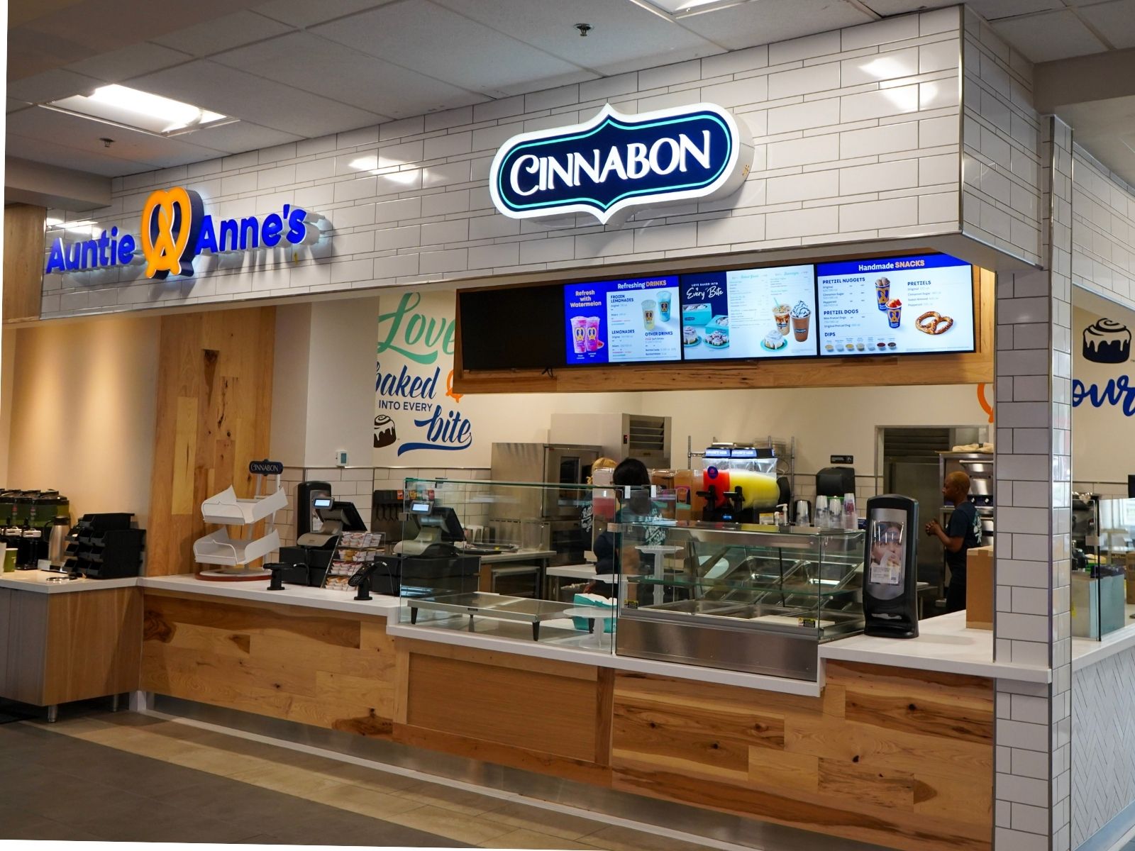 Auntie Anne's Fit-Out &mdash; photo 1