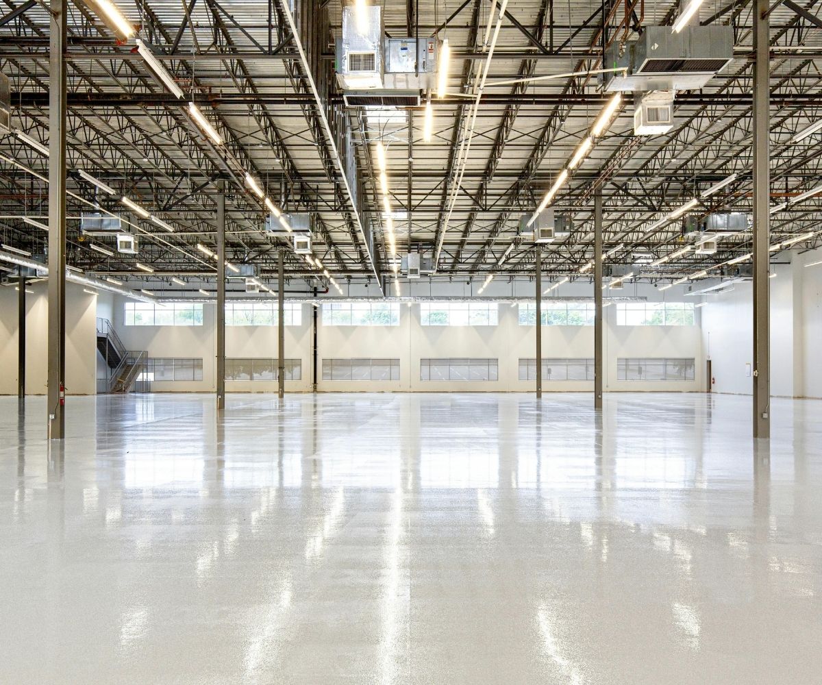 Active warehouse facility construction
